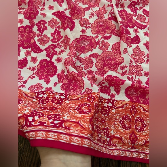 Ava Christine Floral Tunic - Picture 7 of 13